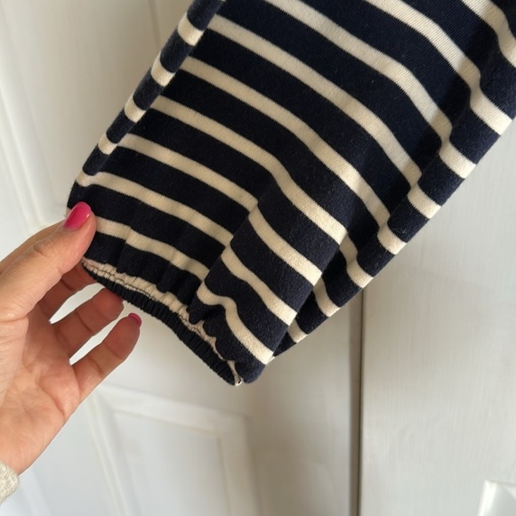 Old Navy Navy and white long sleeve top size XL - Picture 3 of 4